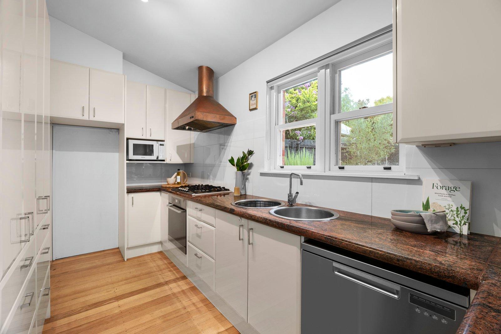 23 Oak Grove, Malvern East, 3145