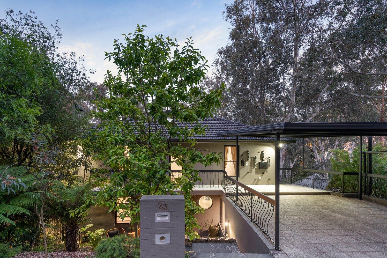 23 Raheen Drive, Kew, 3101