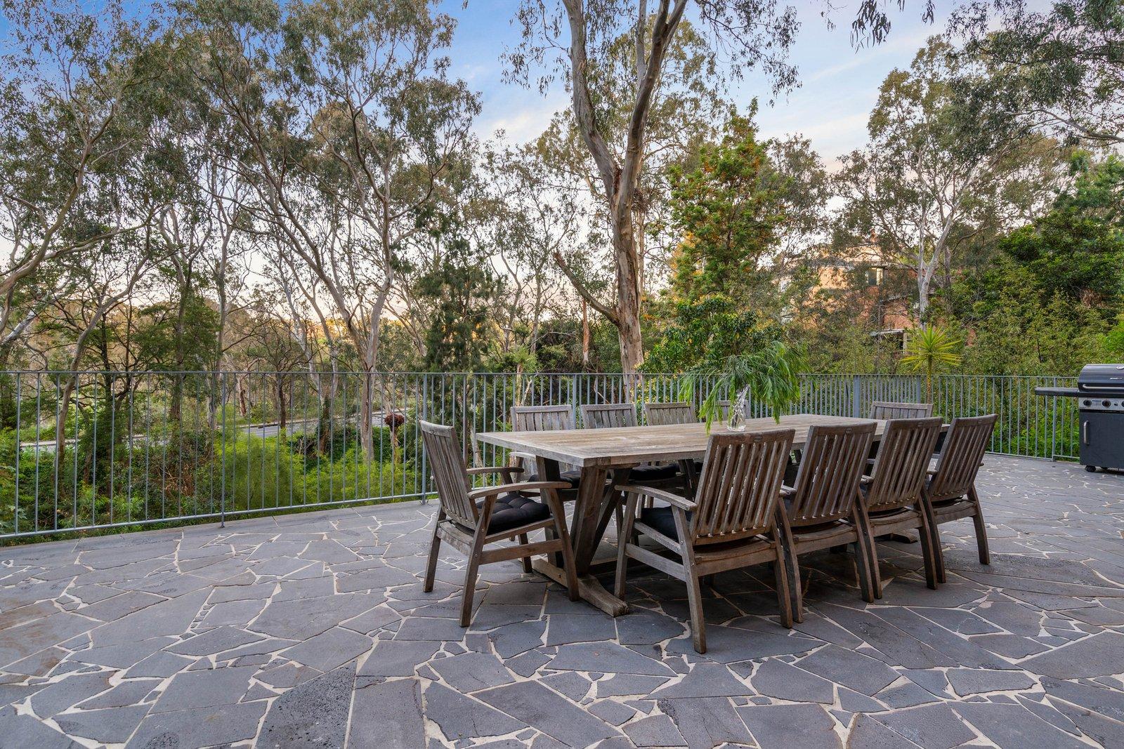 23 Raheen Drive, Kew, 3101