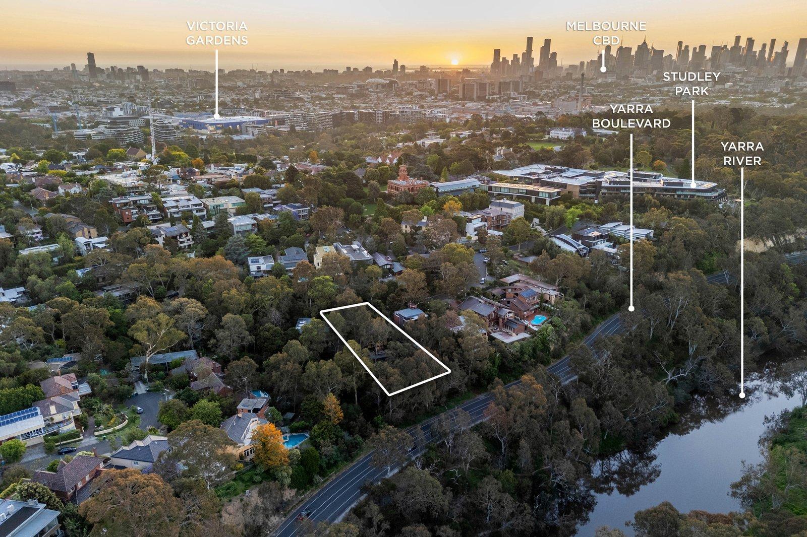 23 Raheen Drive, Kew, 3101