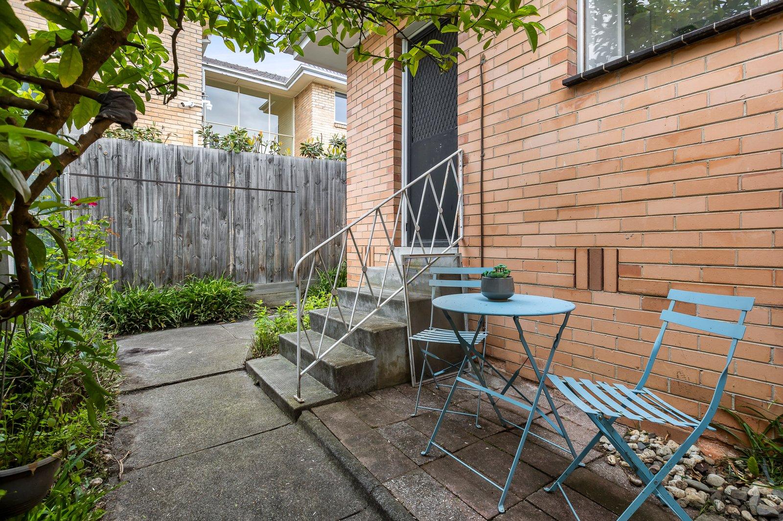 2/31 Weir Street, Balwyn, 3103