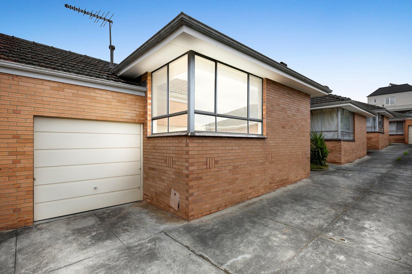 2/31 Weir Street, Balwyn, 3103