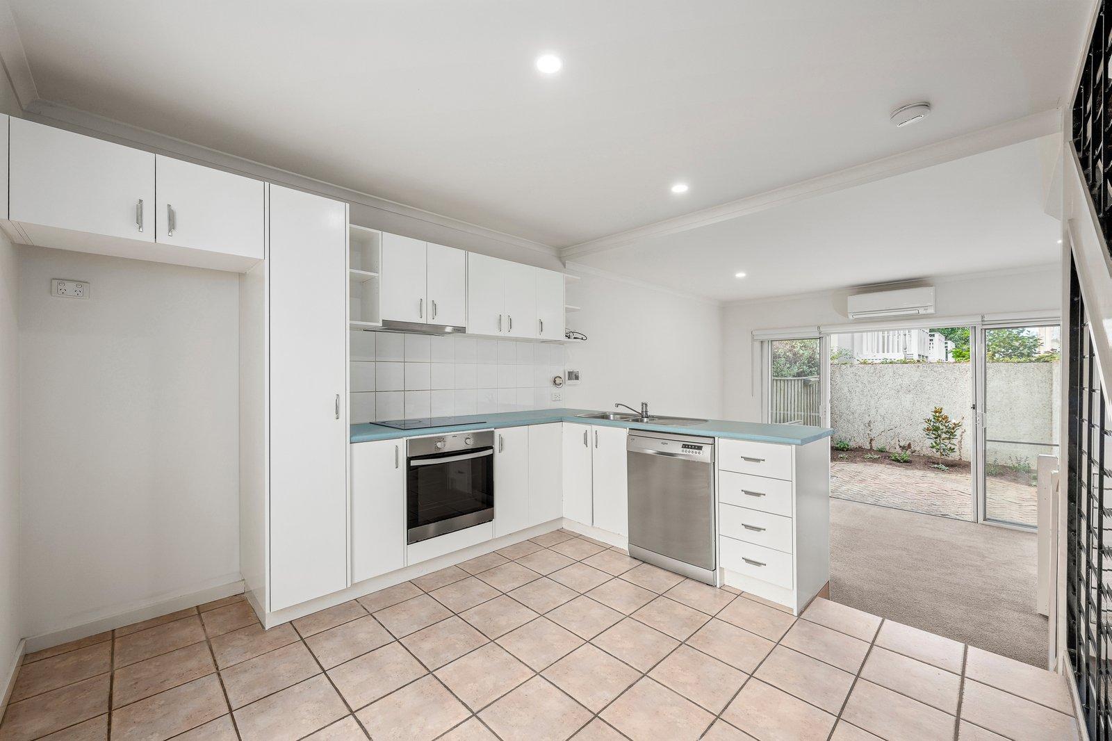 23/25 Malmsbury Street, Hawthorn, 3122