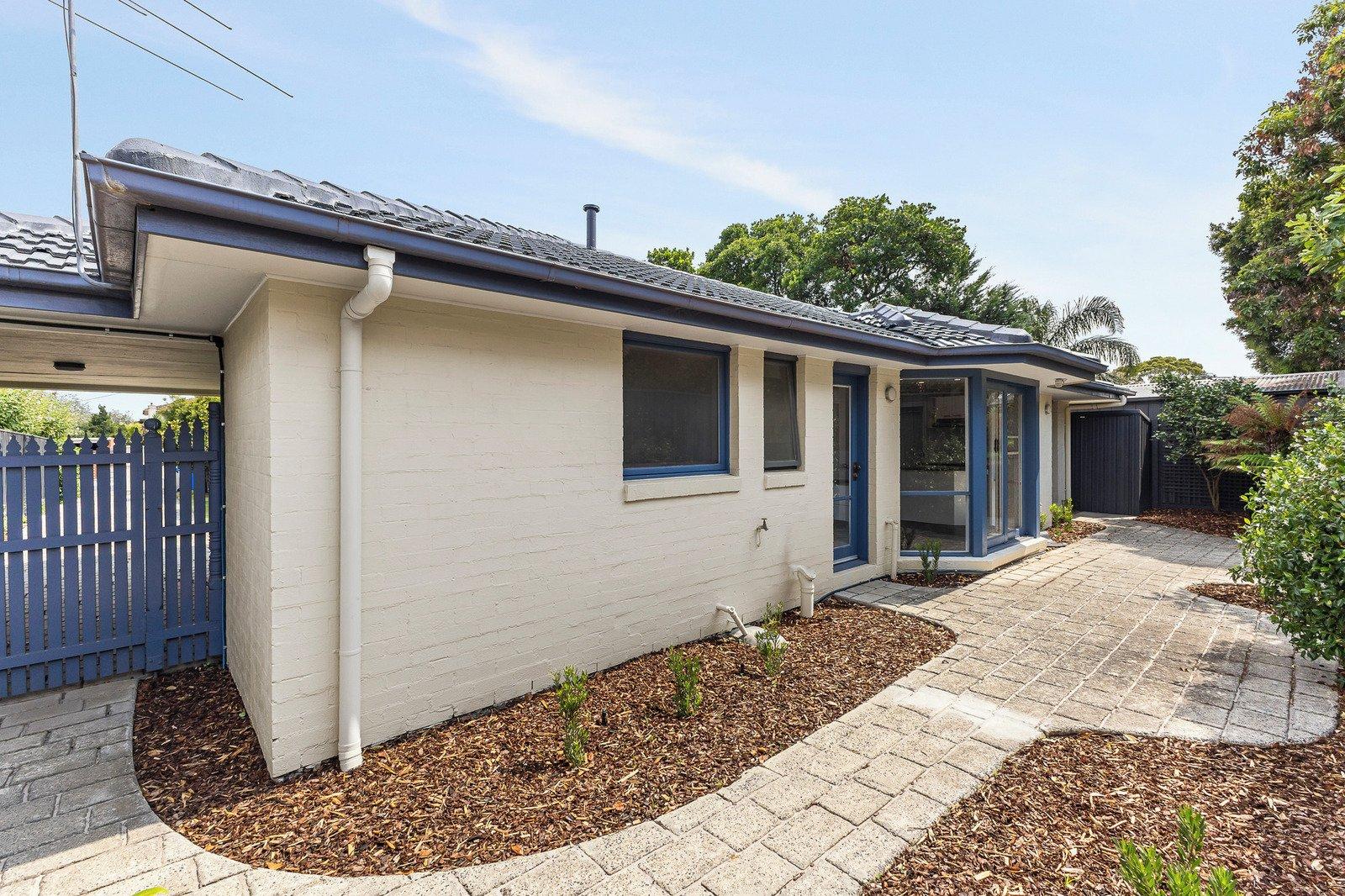 2/32 Barnett Street, Hampton, 3188