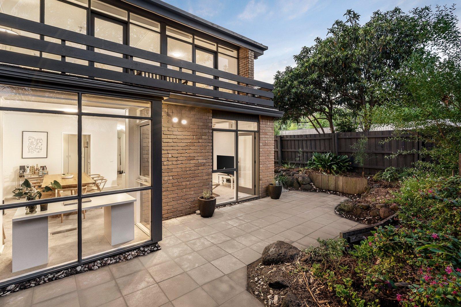 2/32 Walmer Street, Kew, 3101