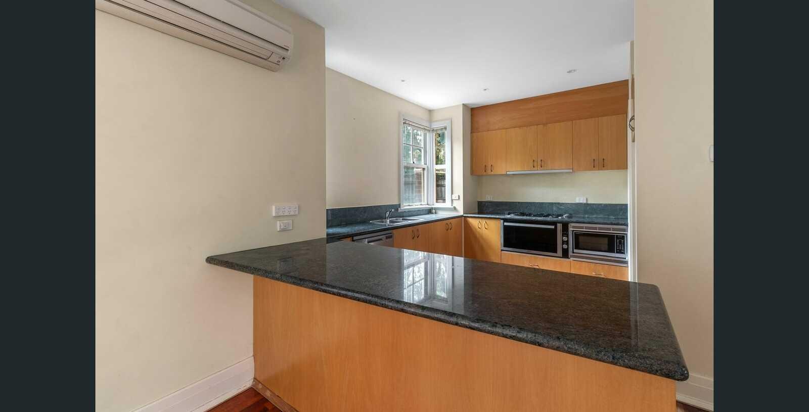 2/33 Peate Avenue, Glen Iris, 3146