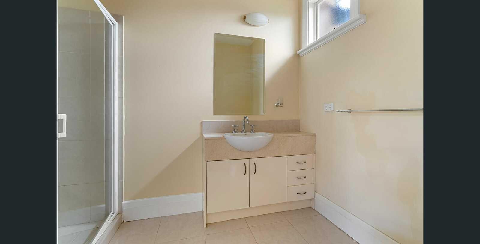 2/33 Peate Avenue, Glen Iris, 3146