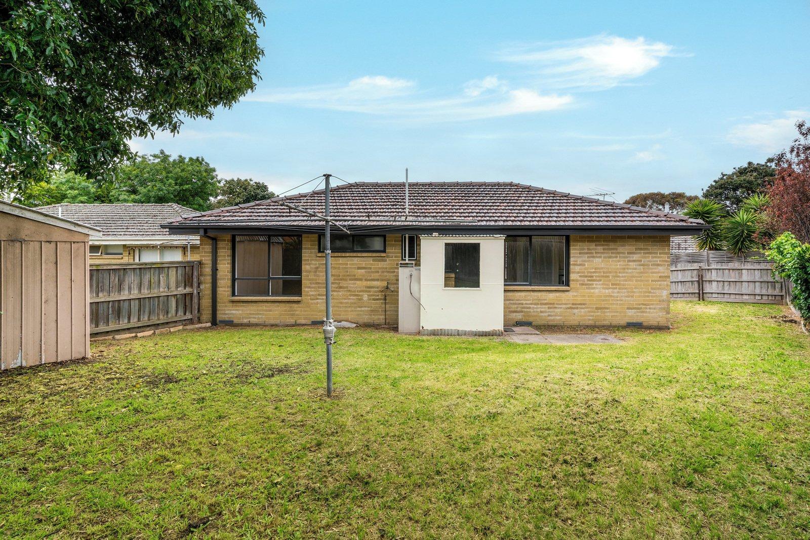 2/34 McComb Boulevard, Frankston South, 3199