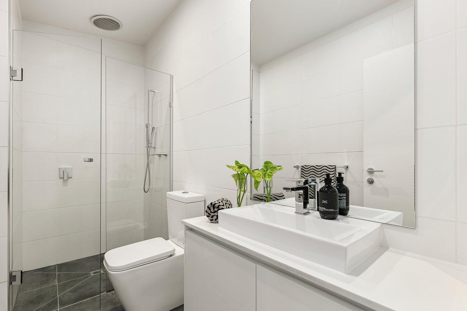 2/392 Belmore Road, Mont Albert North, 3129