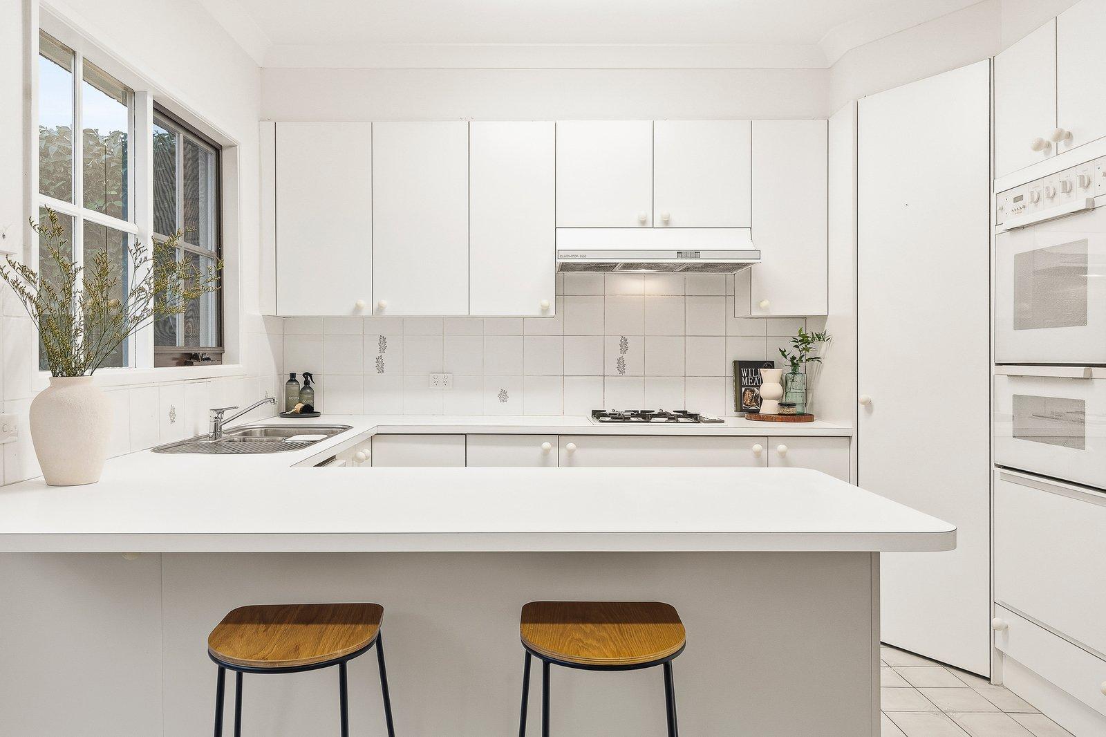 2/4 Carmelo Avenue, Malvern East, 3145