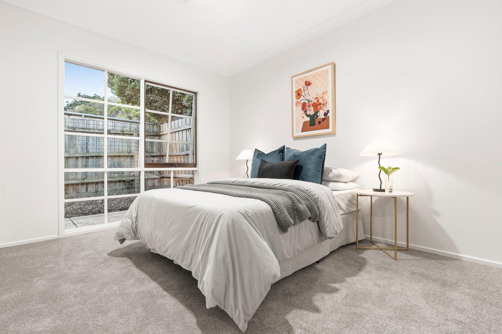 2/4 Carmelo Avenue, Malvern East, 3145