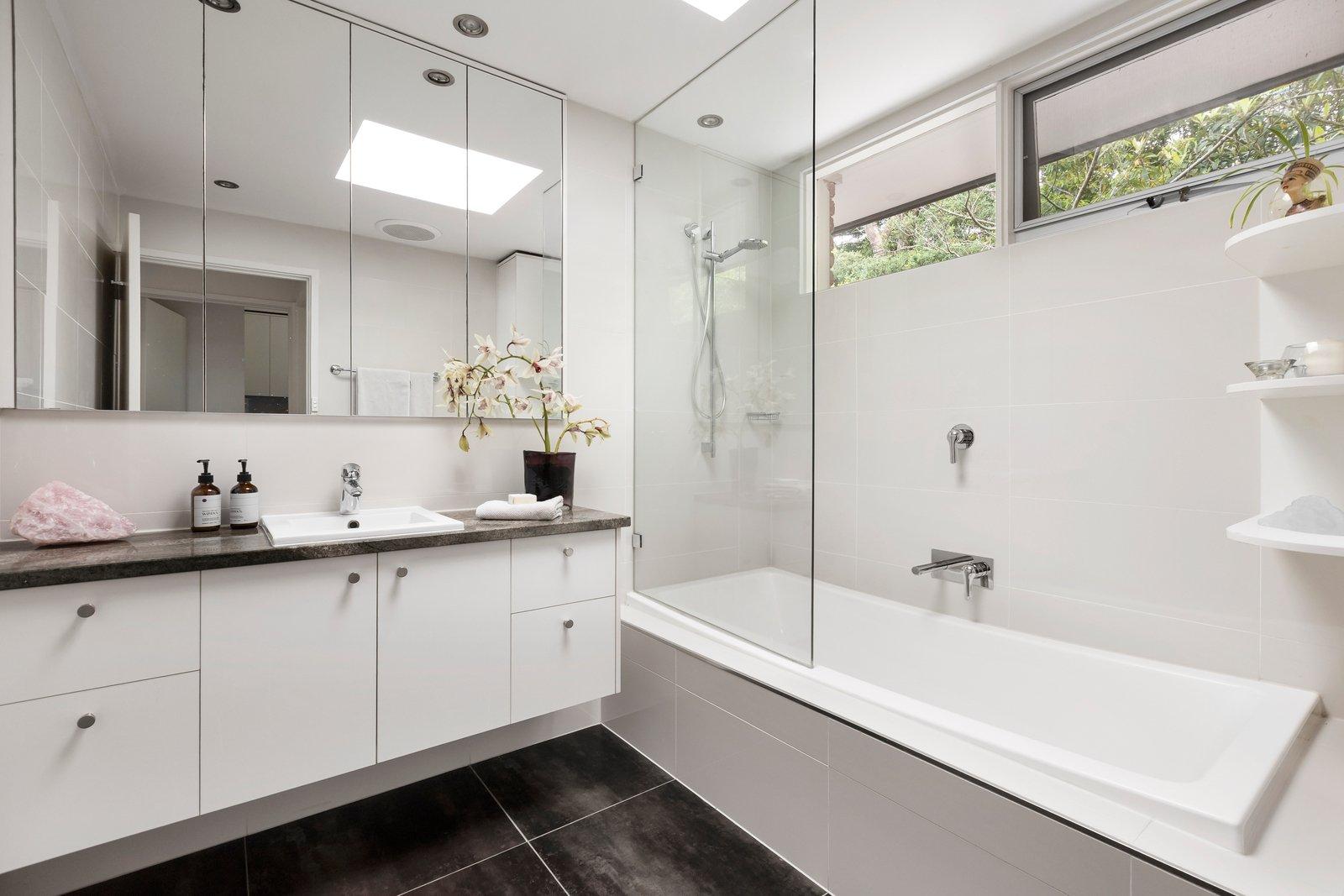 24 Chaim Court, Donvale, 3111