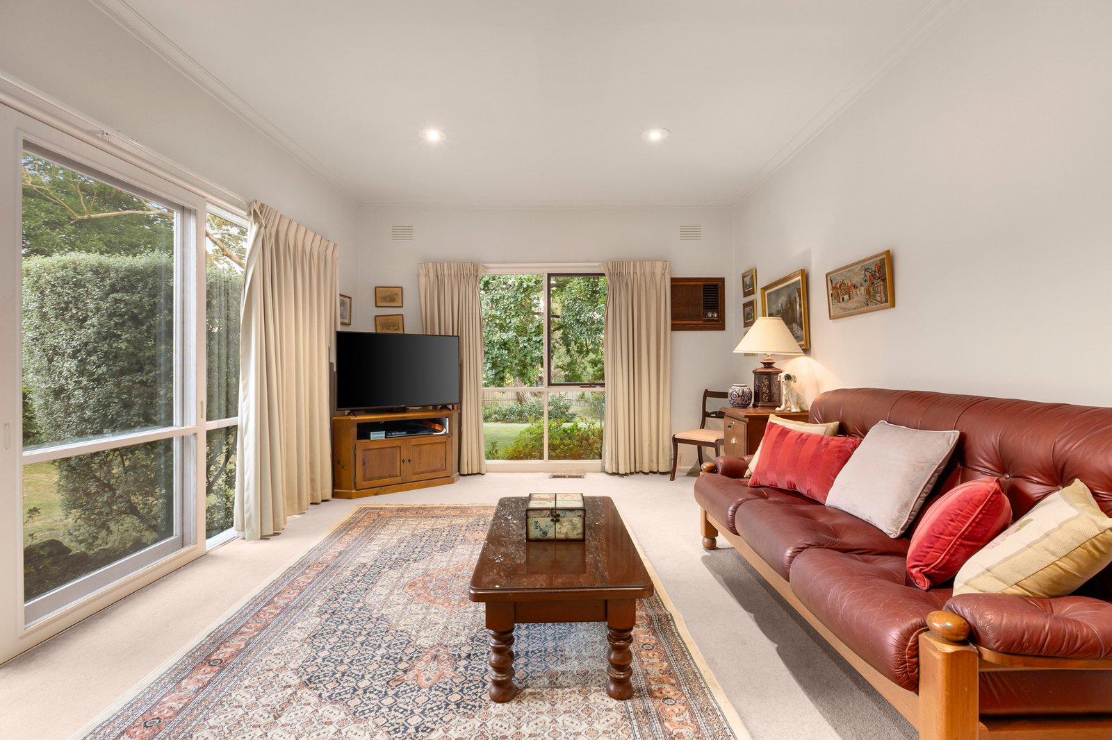 24 Francesca Street, Mont Albert North, 3129