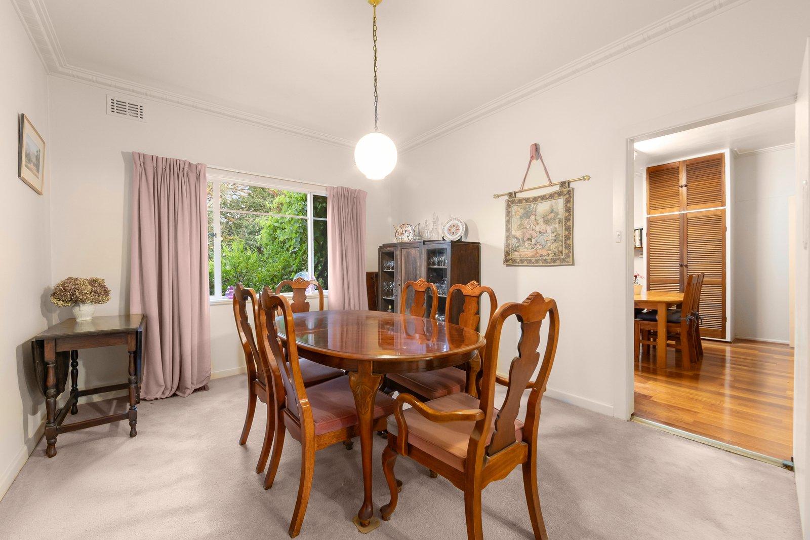 24 Francesca Street, Mont Albert North, 3129