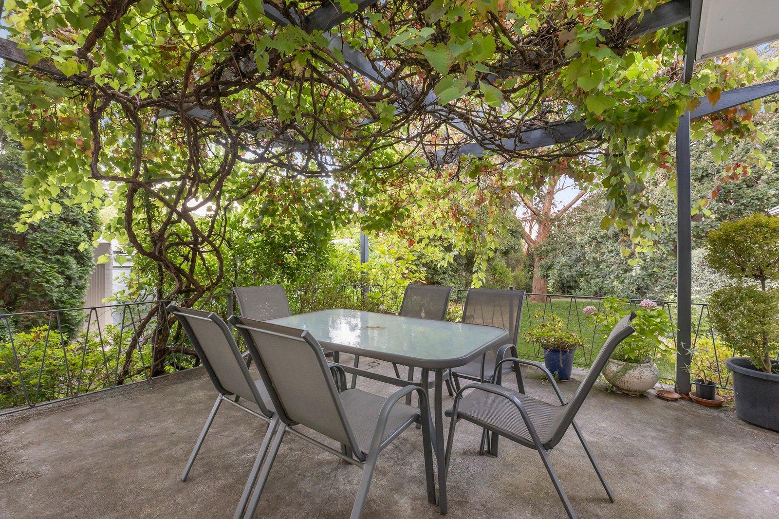 24 Francesca Street, Mont Albert North, 3129