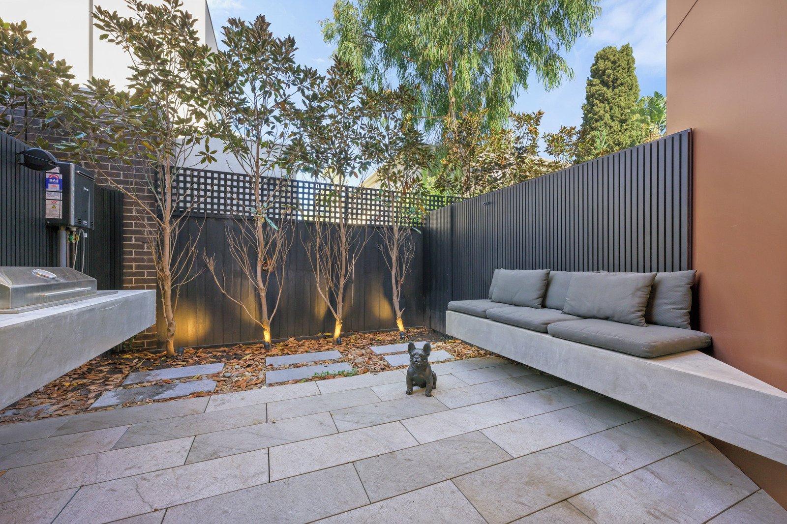 24 Lyons Street, Port Melbourne, 3207