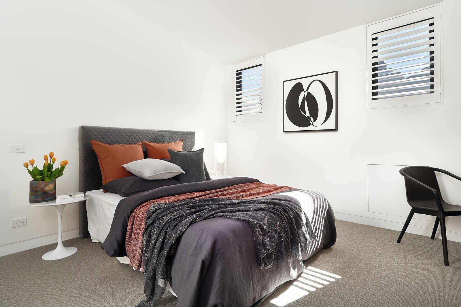 24 Lyons Street, Port Melbourne, 3207