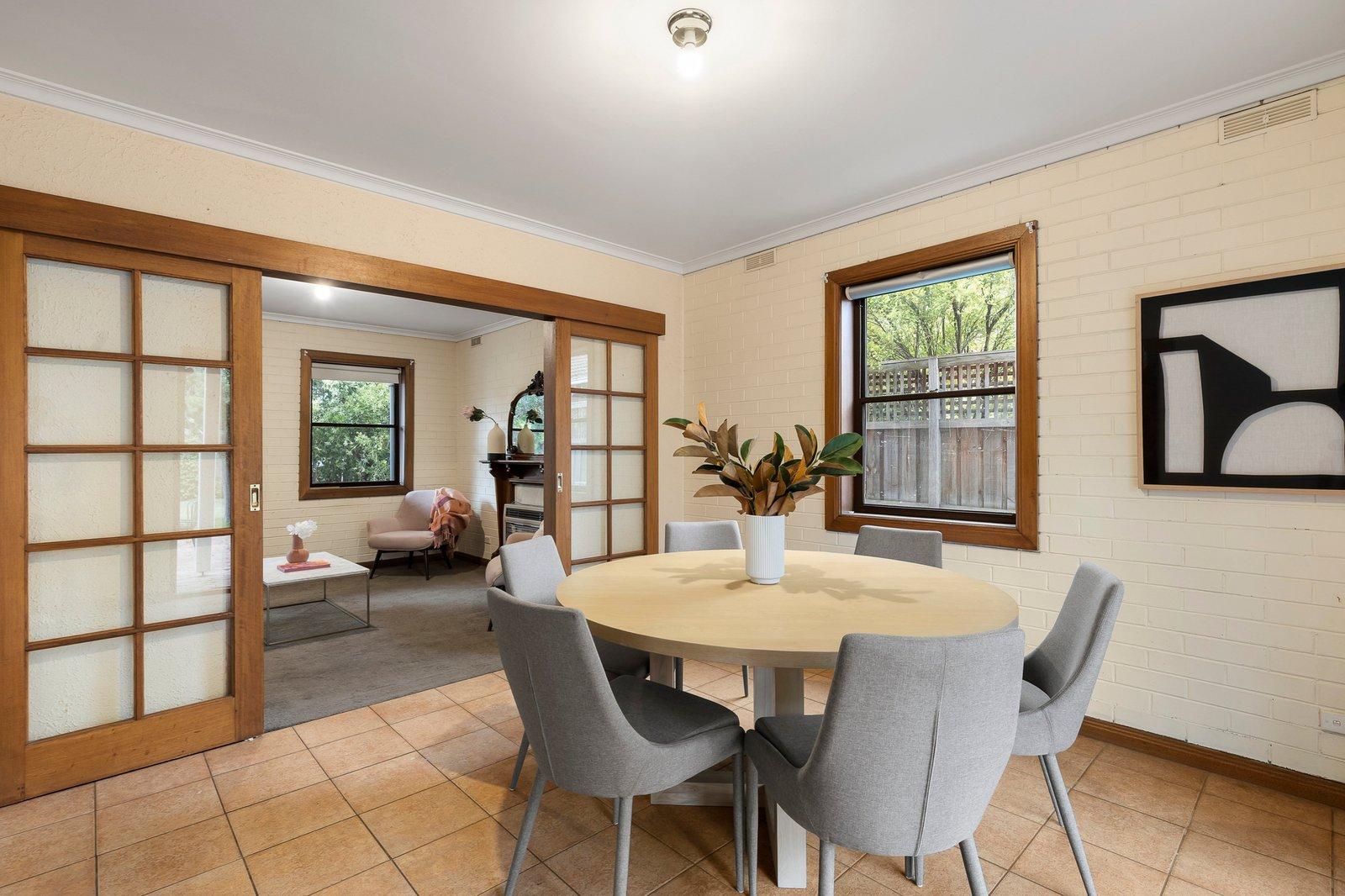 24 Montclair Avenue, Brighton, 3186