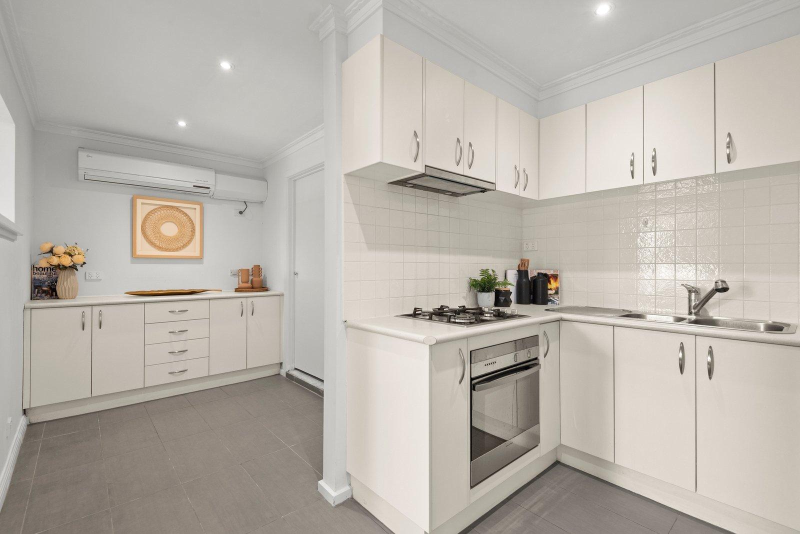 24 Santa Rosa Boulevard, Doncaster East, 3109