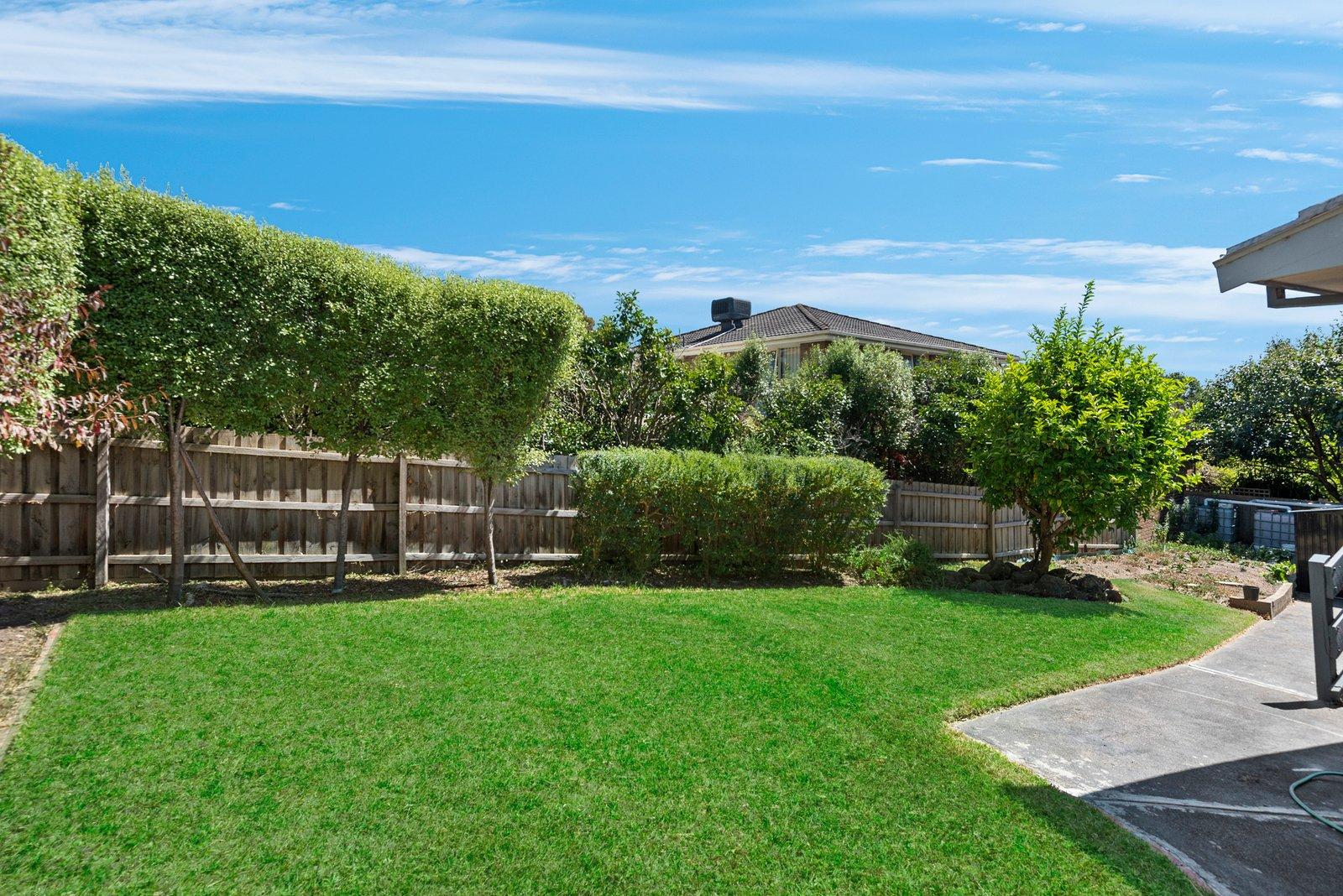 24 Santa Rosa Boulevard, Doncaster East, 3109