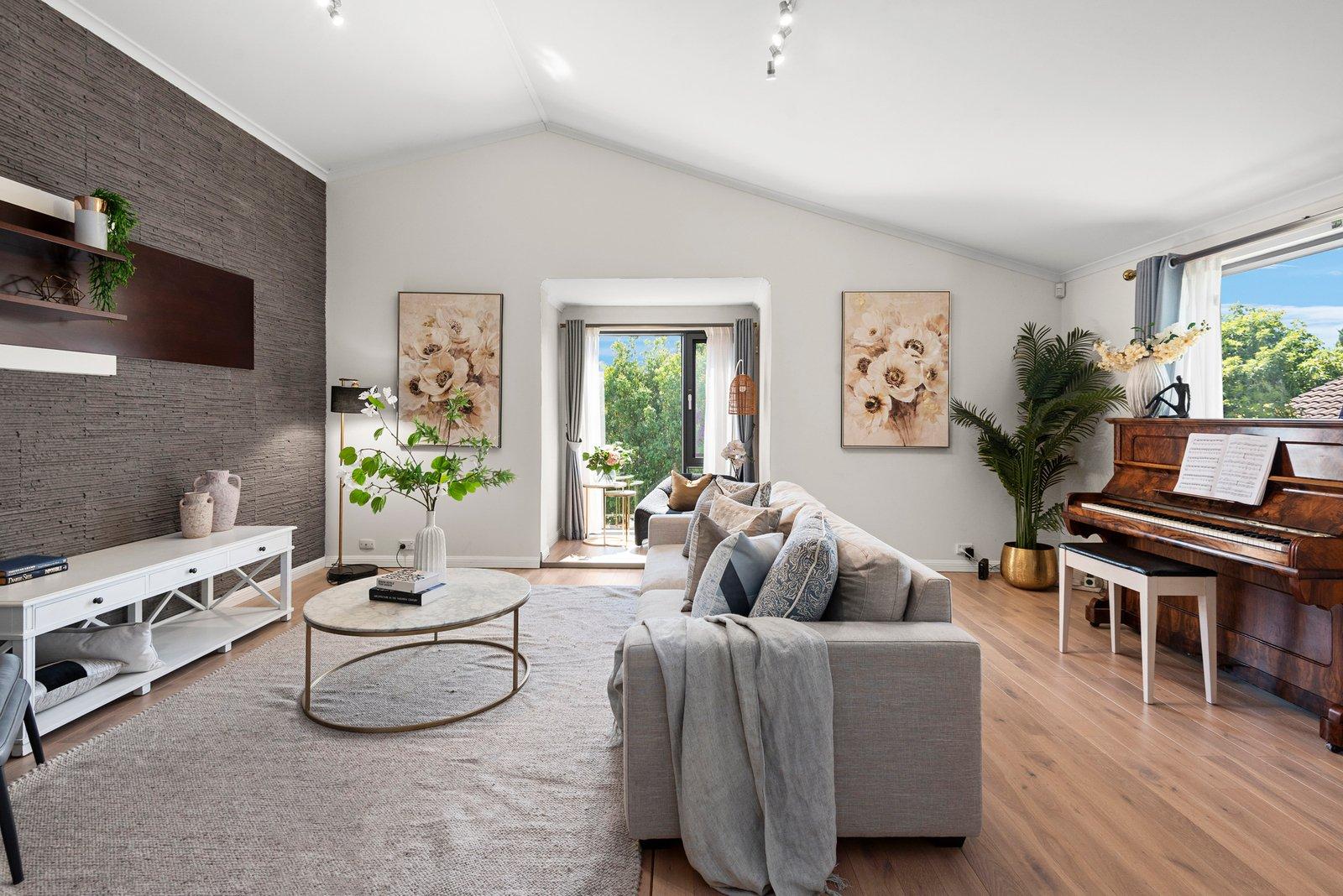 24 Santa Rosa Boulevard, Doncaster East, 3109