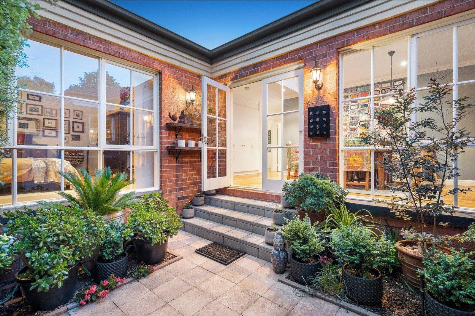 2/406 Wattletree Road, Malvern East, 3145