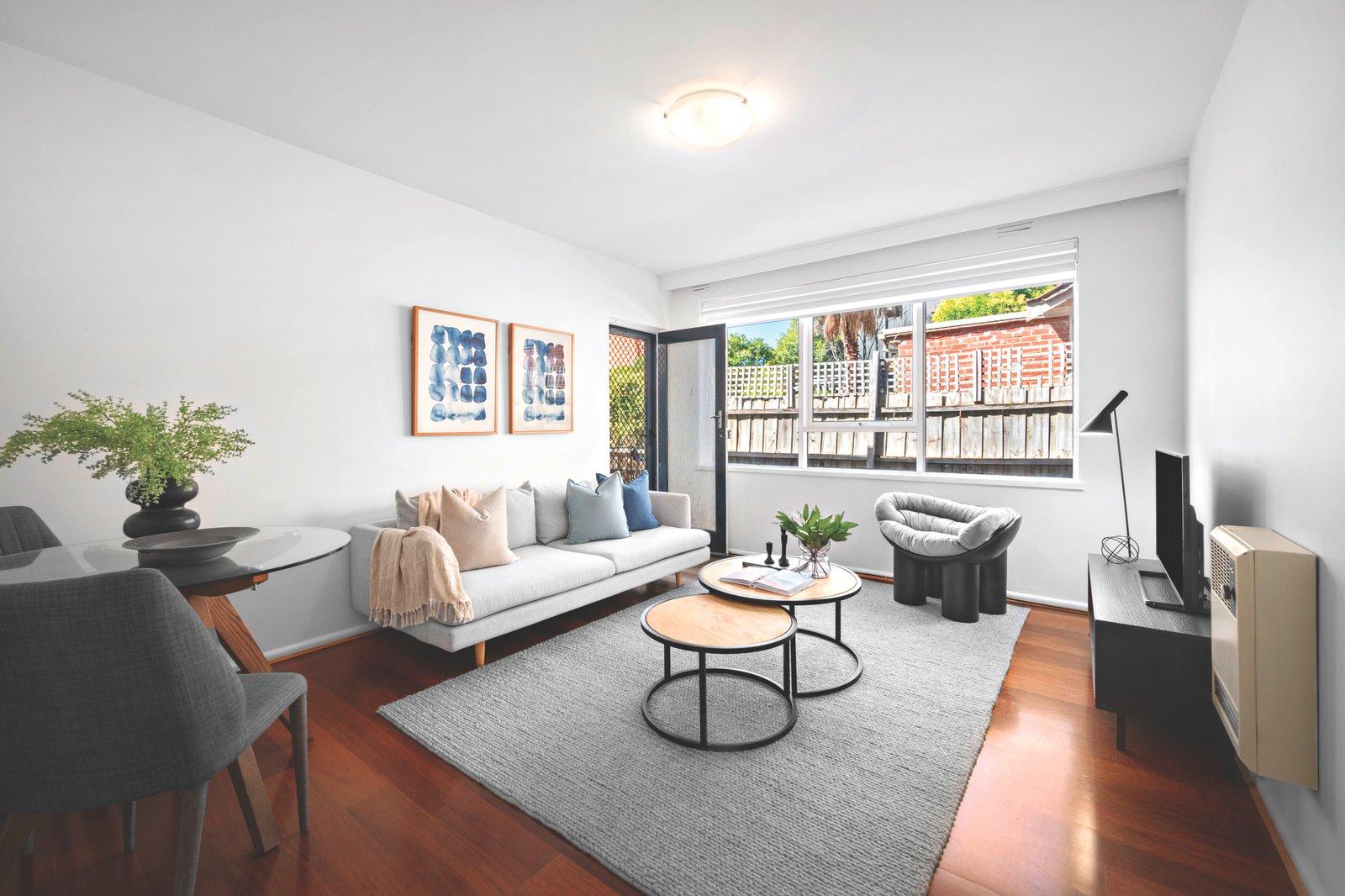 2/40 Rothesay Avenue, Elwood, 3184