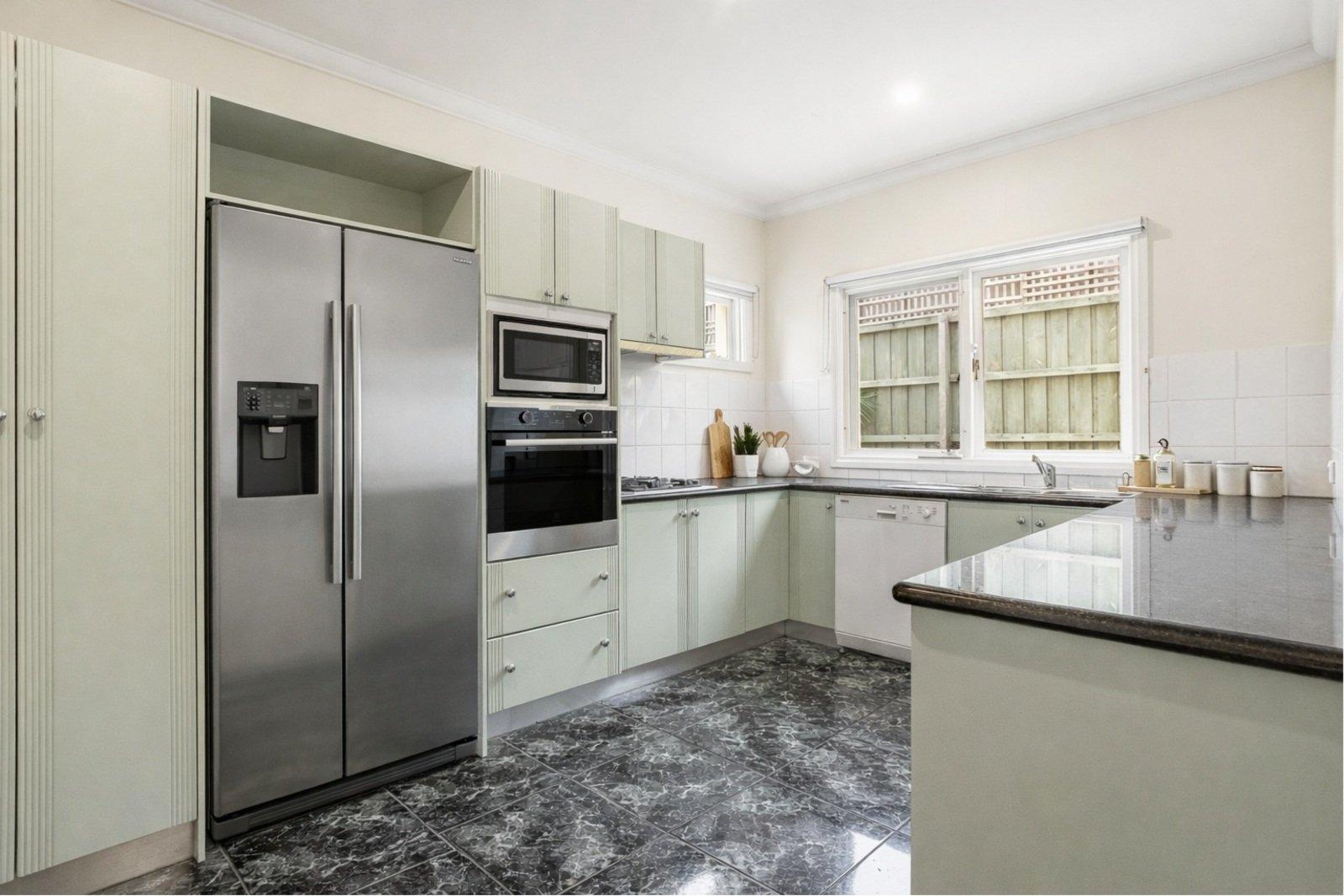 2/42 Glen Street, Hawthorn, 3122