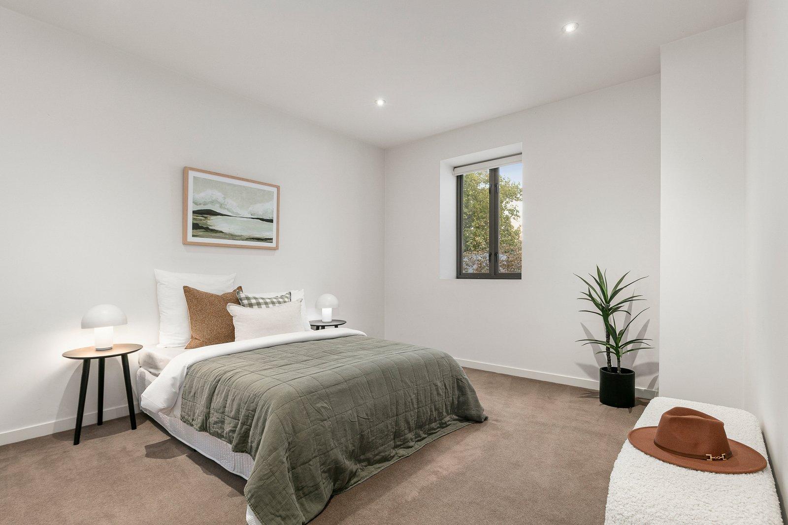 2/43 Faversham Road, Canterbury, 3126