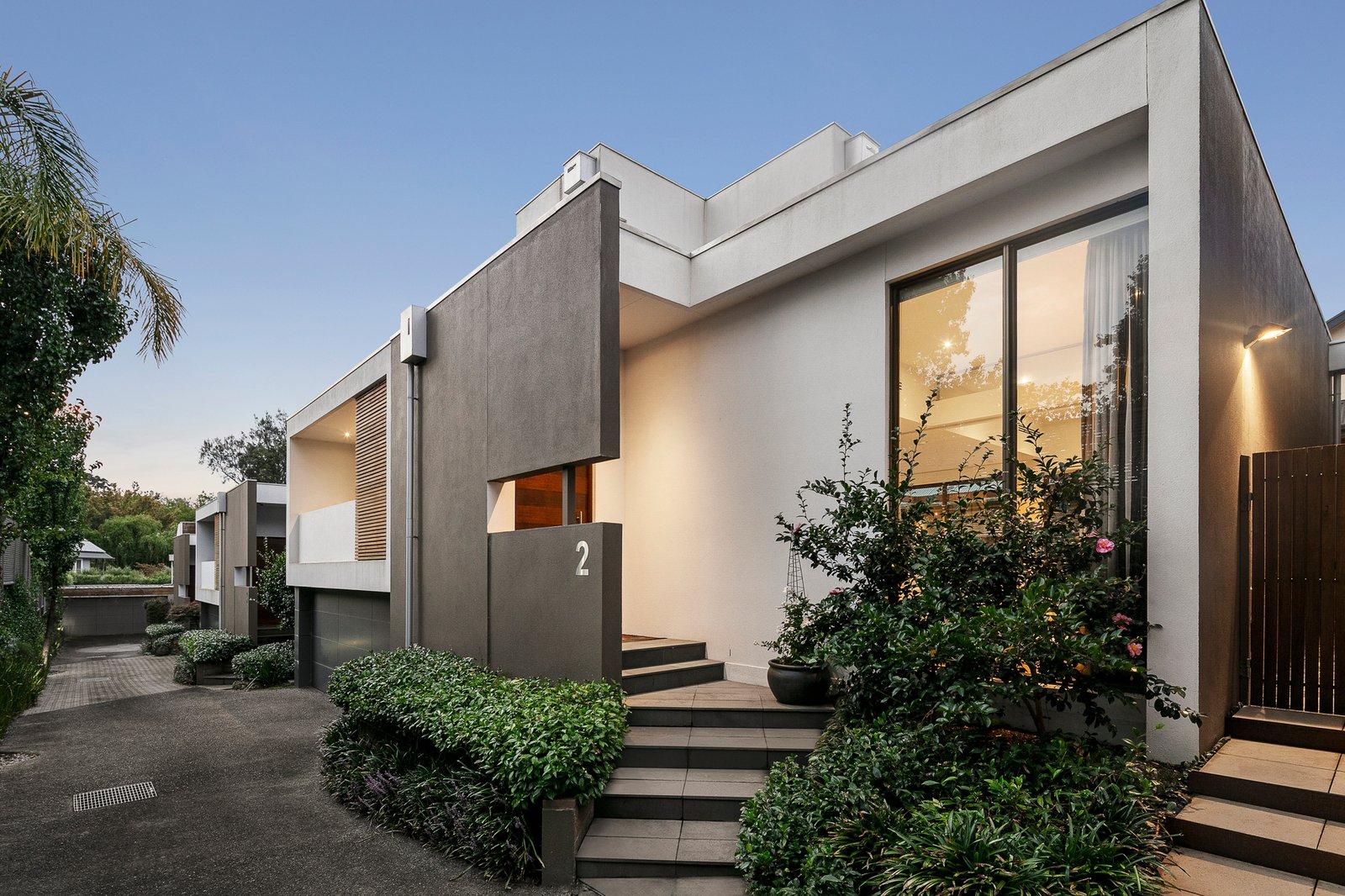 2/43 Faversham Road, Canterbury, 3126