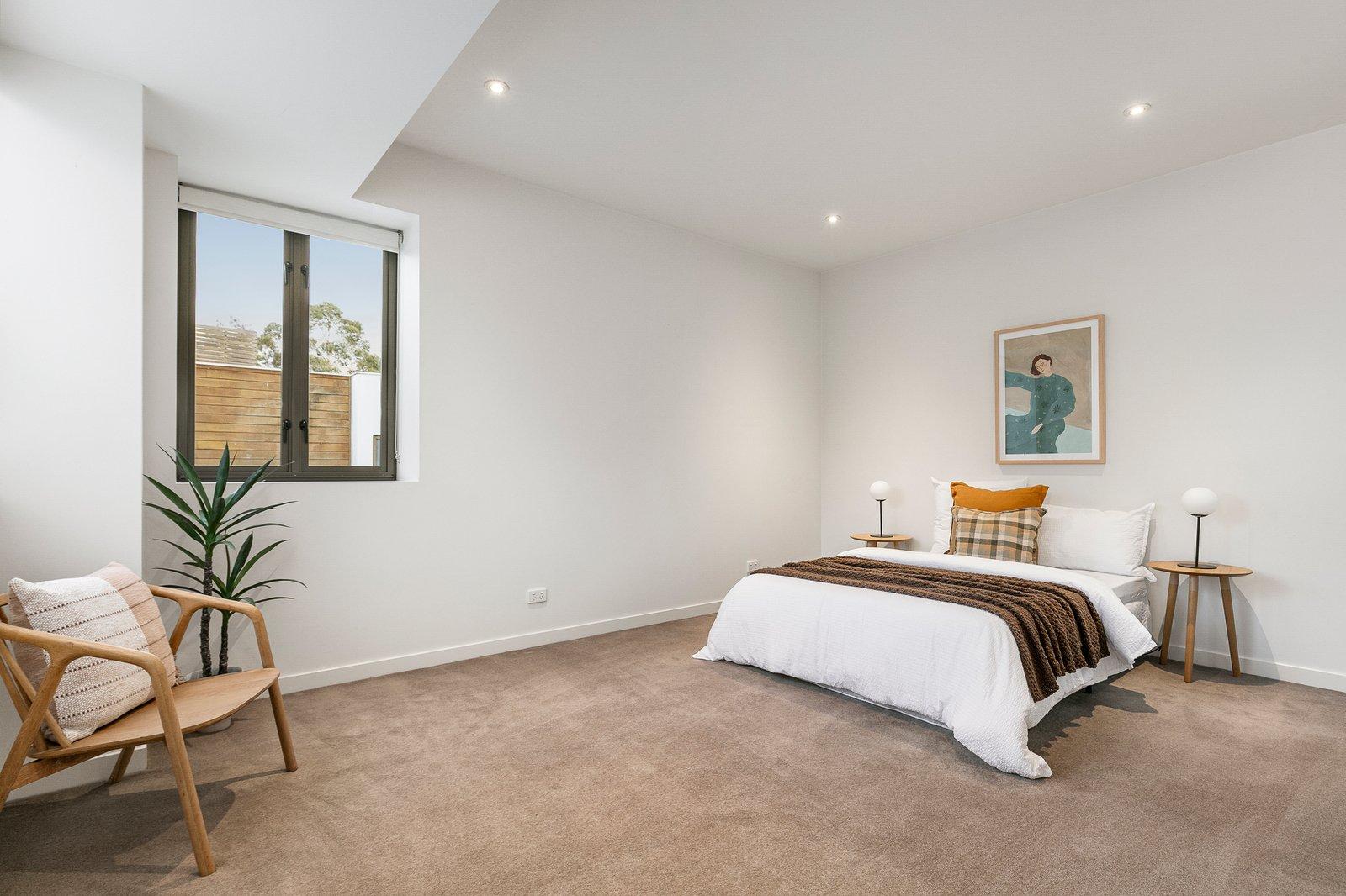 2/43 Faversham Road, Canterbury, 3126