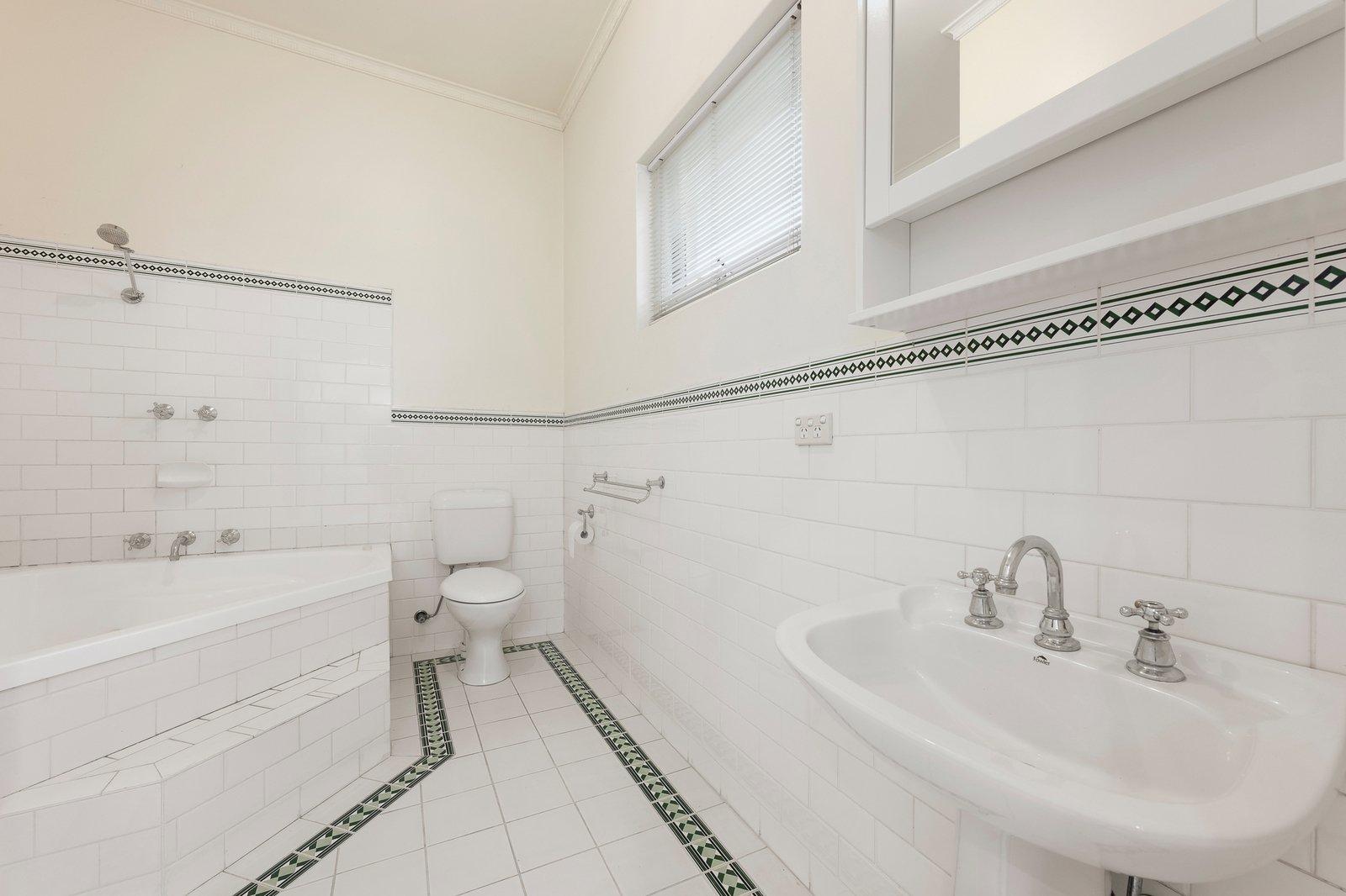 25 Albert Crescent, Surrey Hills, 3127