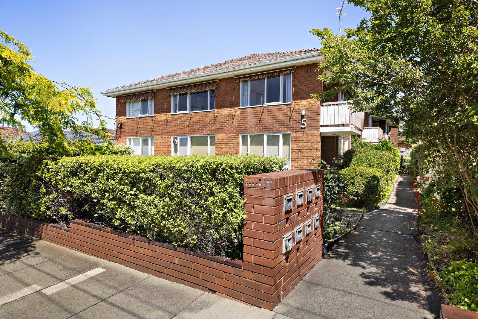 2/5 Anderson Street, Caulfield, 3162