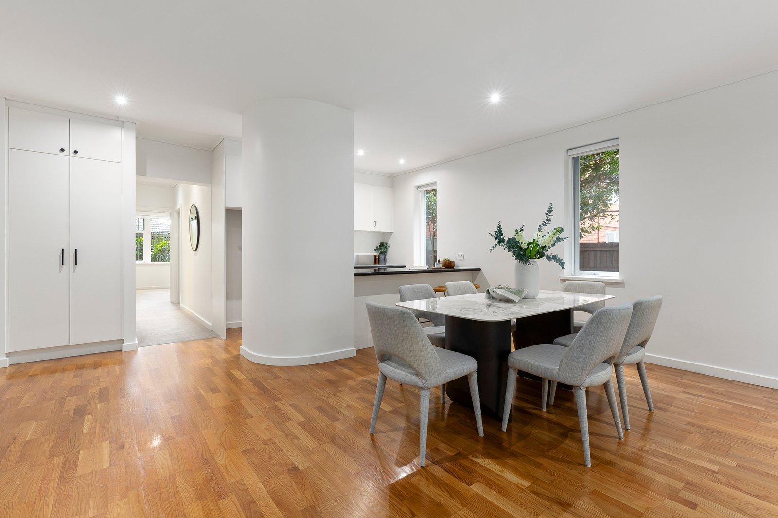 2/5 Ardoch Avenue, St Kilda East, 3183