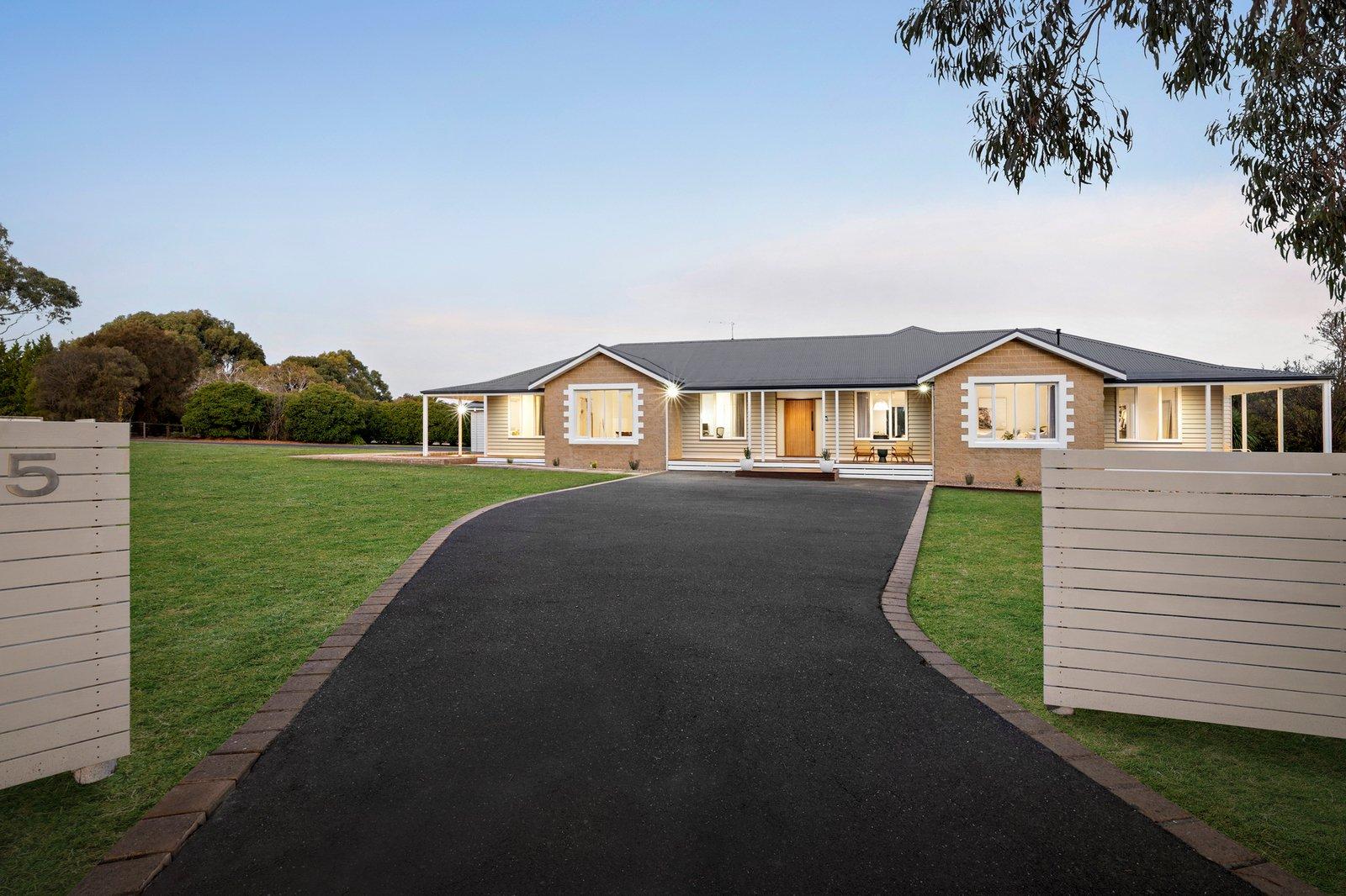 25 Benton Grange Drive, Mornington, 3931