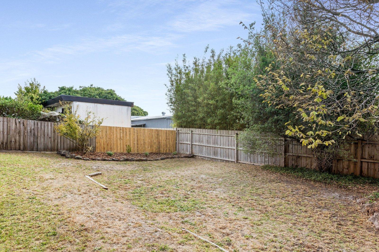 25 Narambi Crescent, Frankston, 3199