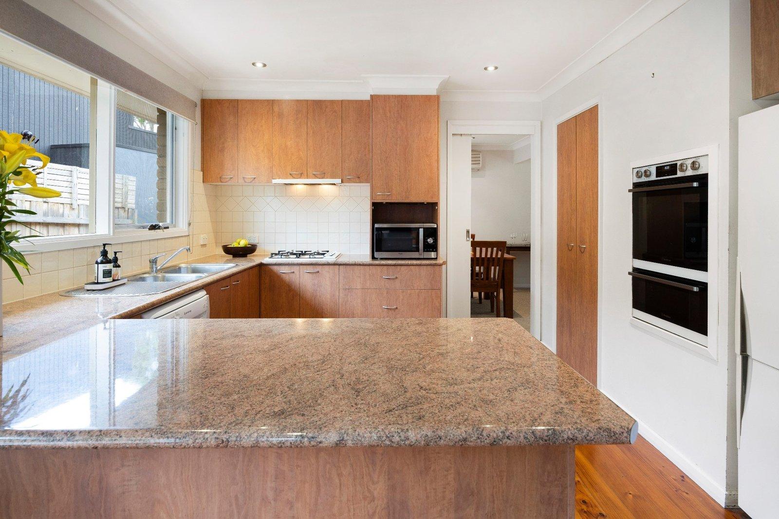 25 Redbourne Avenue, Mount Eliza, 3930