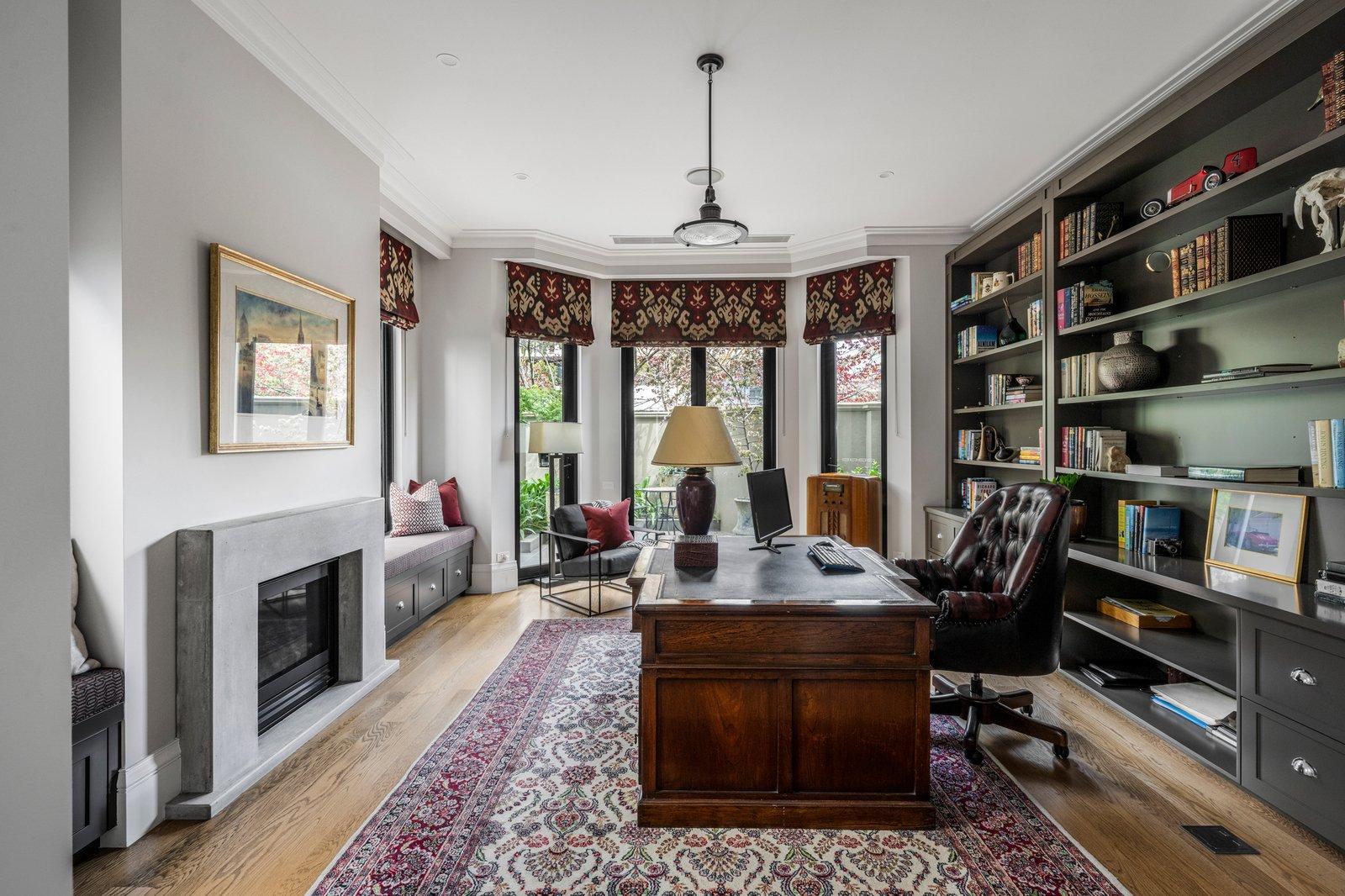 25 Springfield Avenue, Toorak, 3142