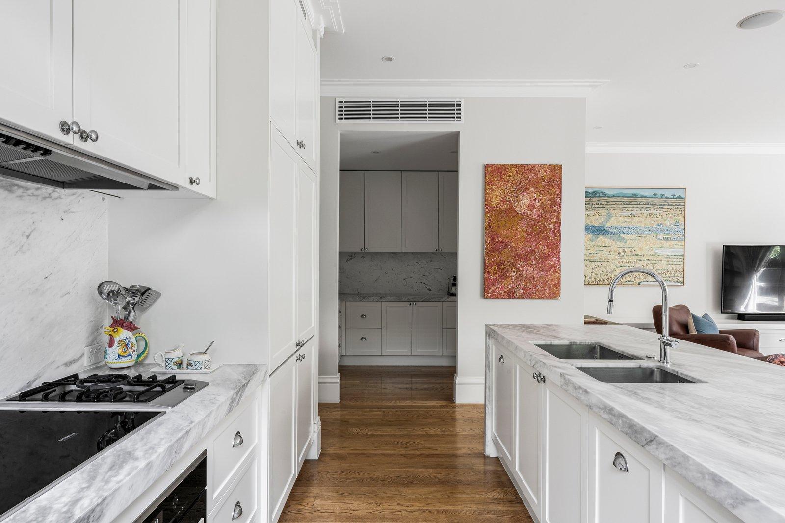 25 Springfield Avenue, Toorak, 3142