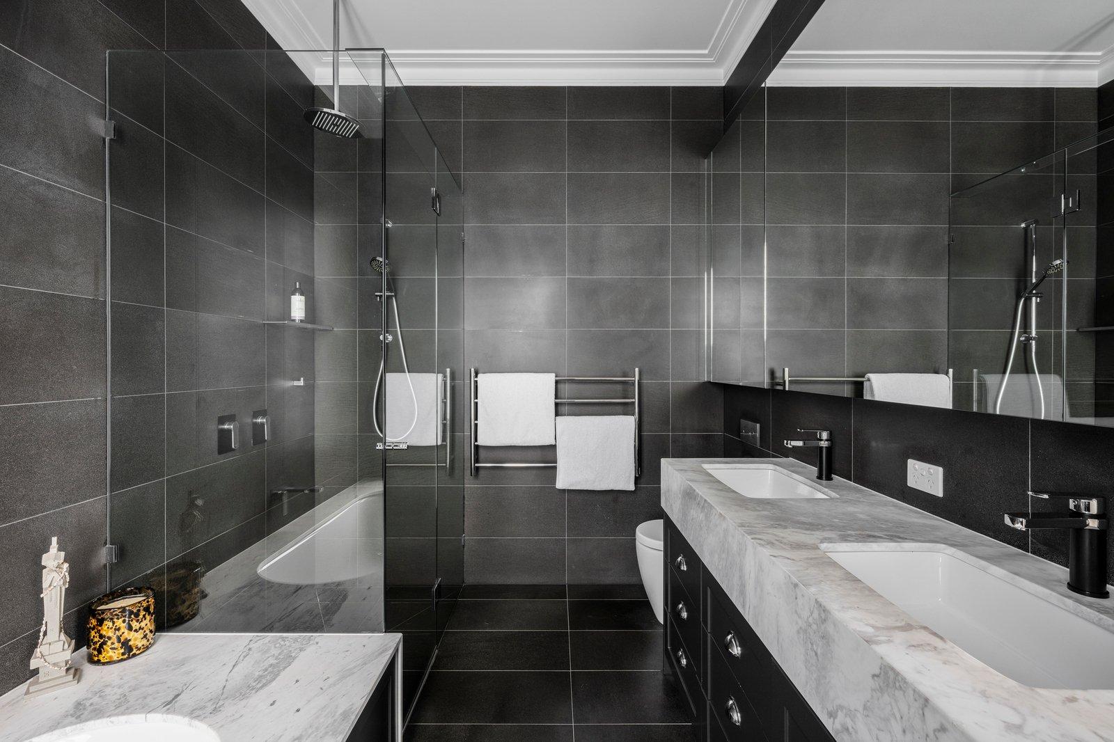 25 Springfield Avenue, Toorak, 3142