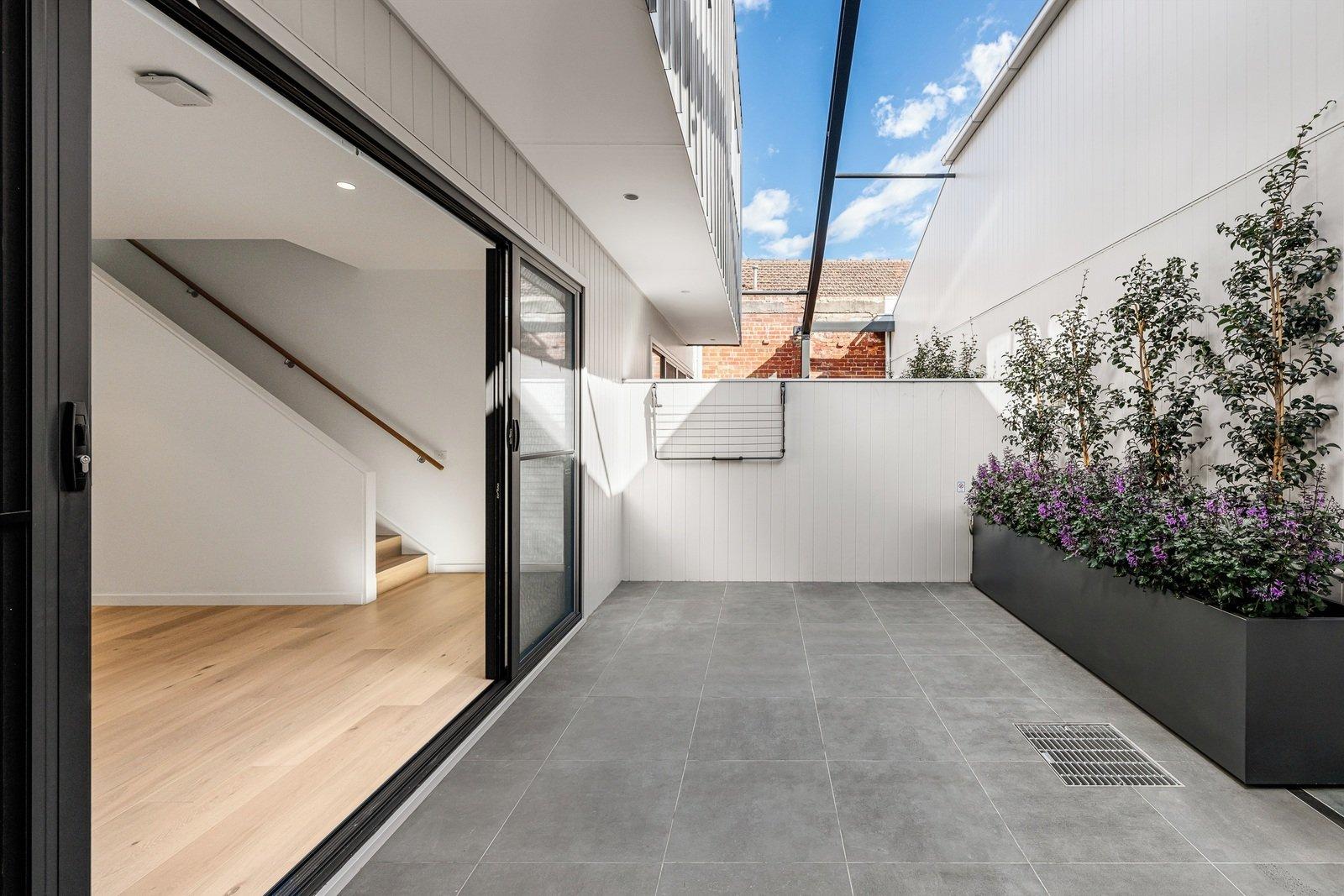 2/51 Barkers Road, Kew, 3101