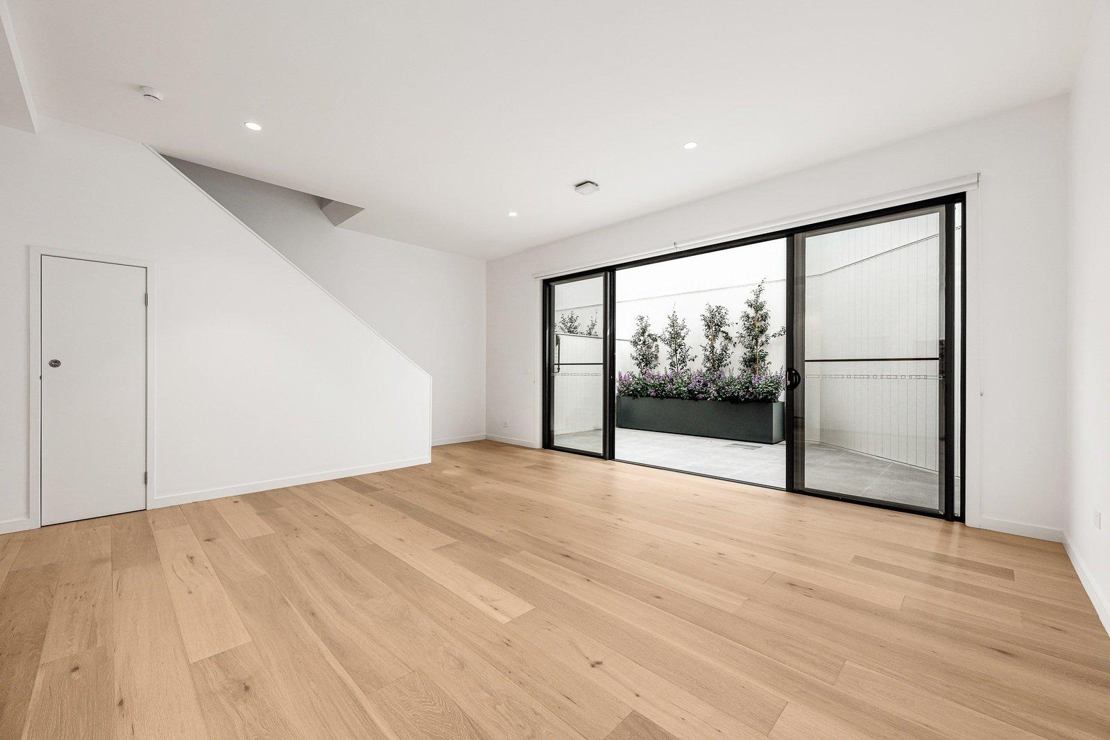 2/51 Barkers Road, Kew, 3101