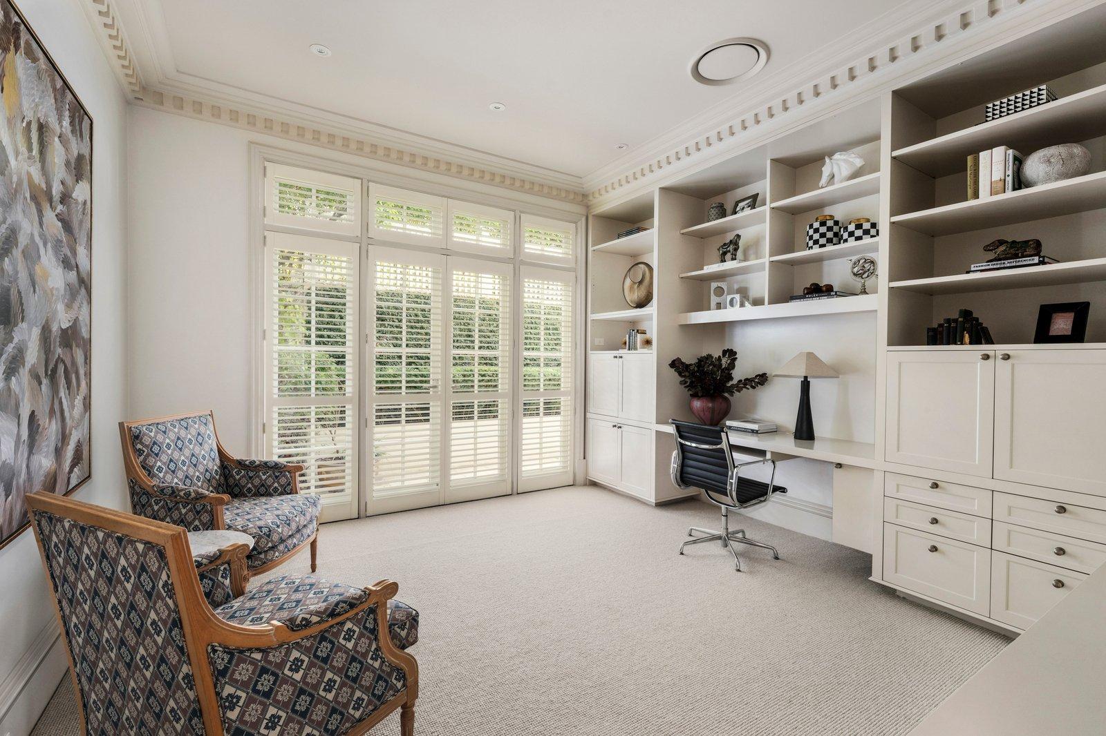 2/51 Mathoura Road, Toorak, 3142