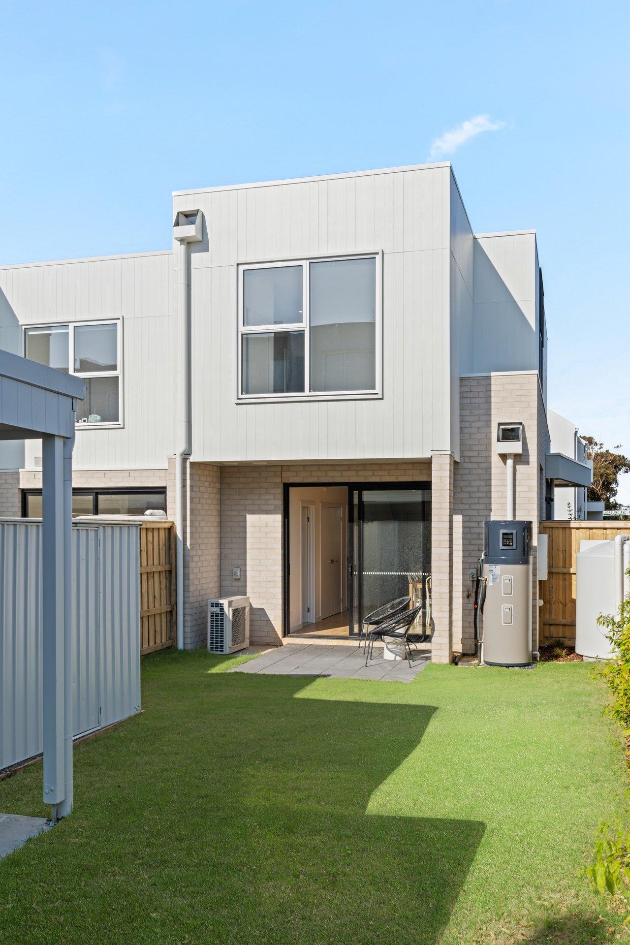 256-260 Station Street, Edithvale, 3196