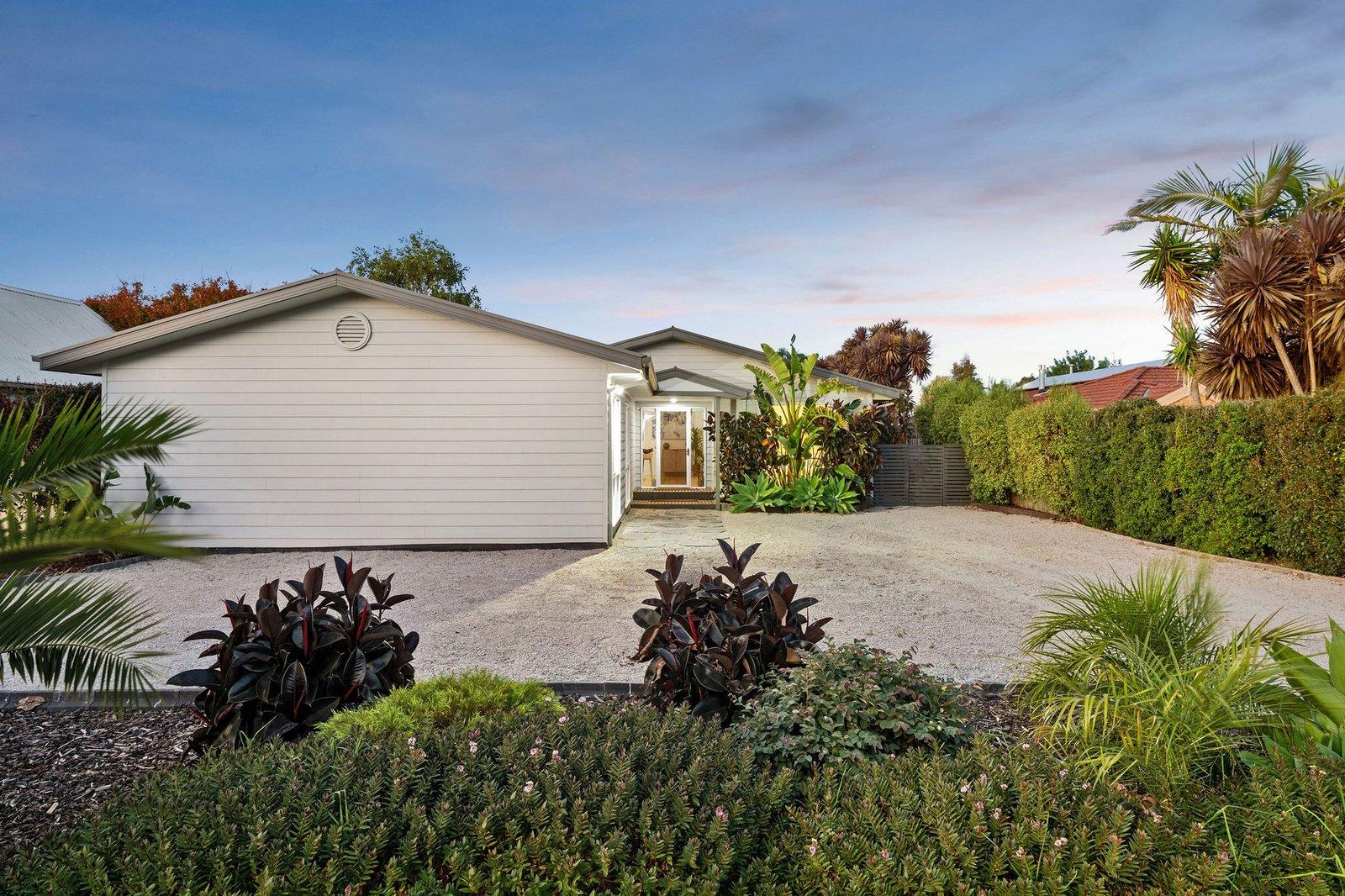 26 Lake View Drive, Safety Beach, 3936