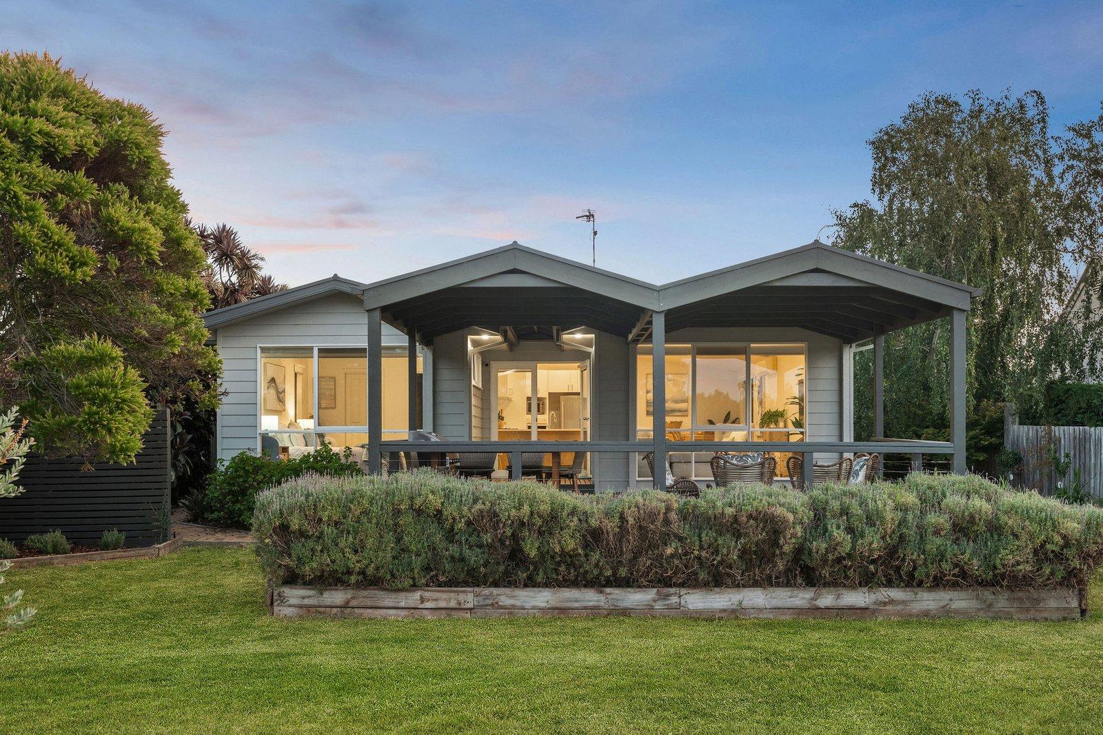 26 Lake View Drive, Safety Beach, 3936