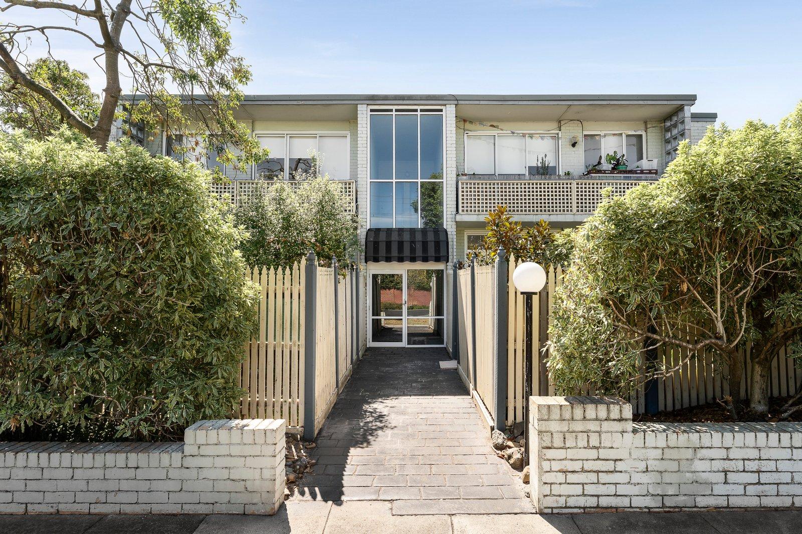 2/618 Inkerman Road, Caulfield North, 3161