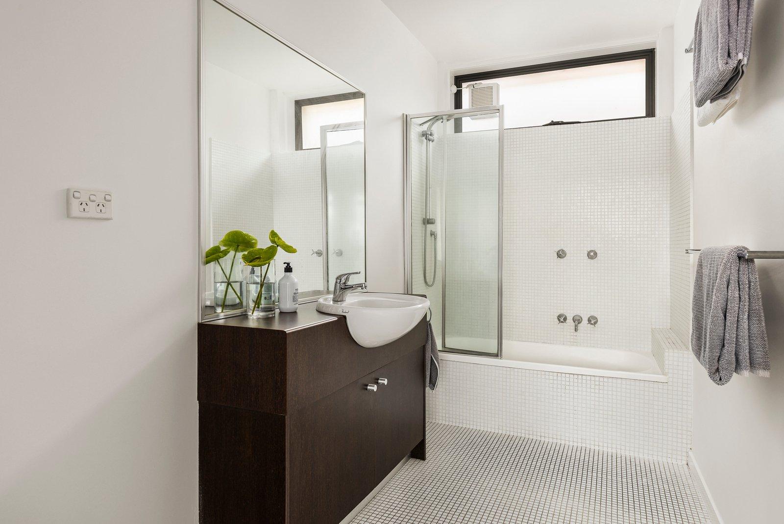 2/63 Cobden Street, Kew, 3101