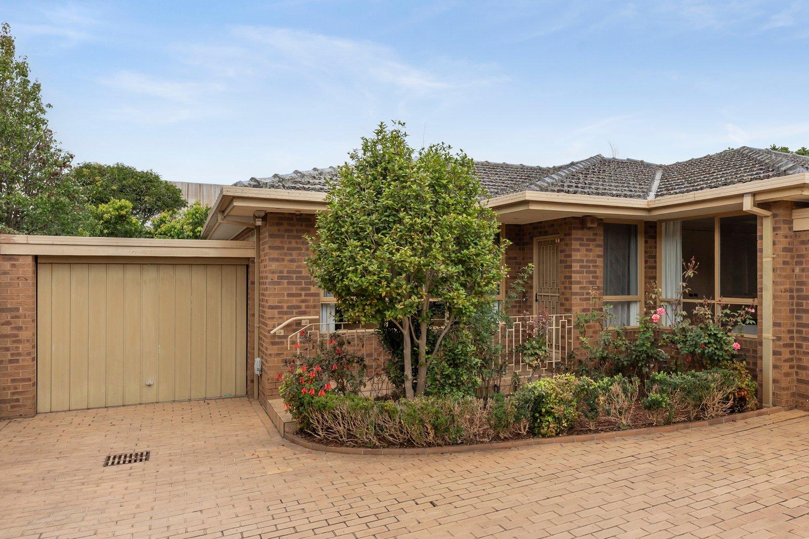 2/63 Eskdale Road, Caulfield North, 3161