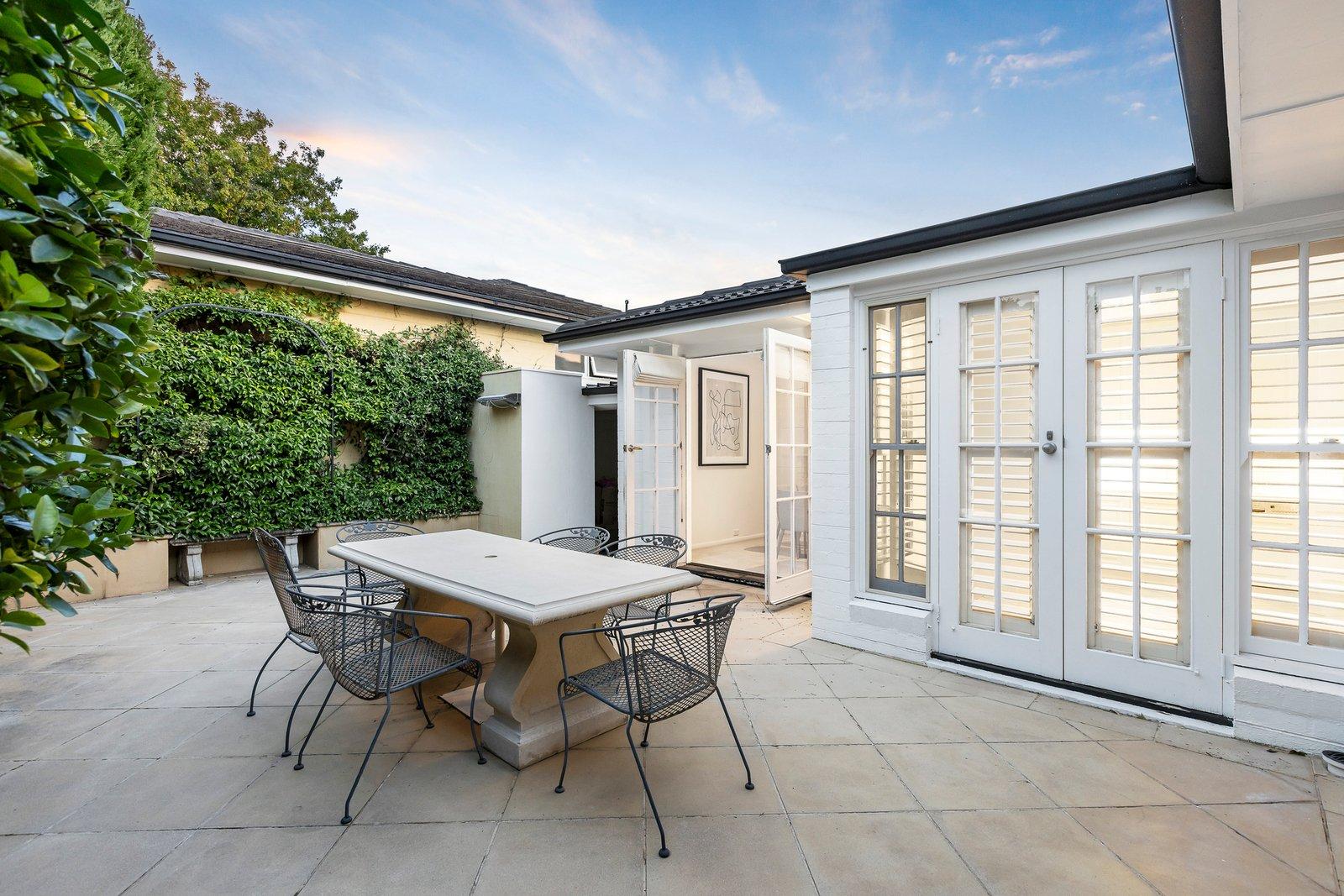 2/64 Kooyongkoot Road, Hawthorn, 3122